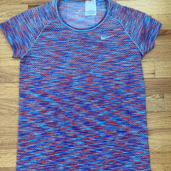 W's Nike Dri Fit Rainbow Shirt - Picture 1 of 3